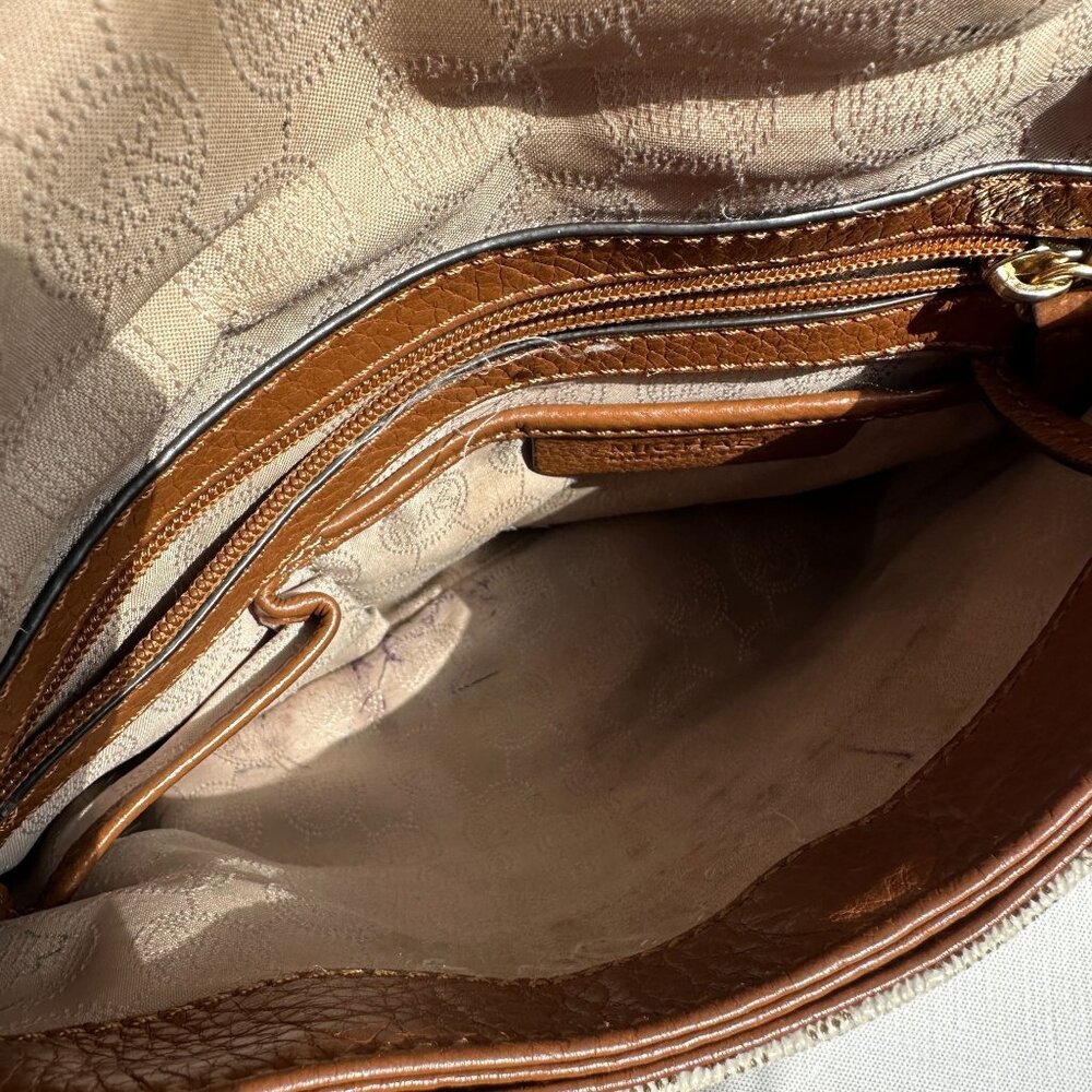 Michael Kors Bradford Crossbody MK Logo Flap Bag Beige/Brown Adjustable Strap - Picture 4 of 16